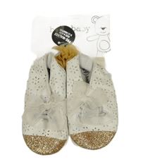 Nové - 2Set - Bílo-zlaté koženkové capáčky s madeirou + čelenka s květem baby baby