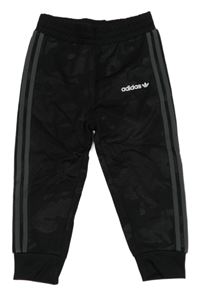 Černo-tmavošedé army sportovní tepláky Adidas