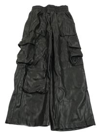 Černé koženkové cargo široké kalhoty