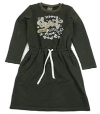 Tmavozelené teplákové šaty s nápisem 