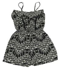Čierno-svetlosivý vzorovaný ľahký kraťasový overal s volánem Primark