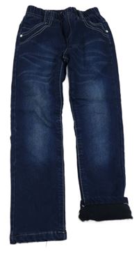 Tmavomodré zateplené rifle