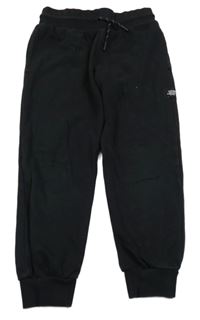 Černé tepláky F&F