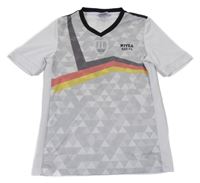 Bílo-šedý vzorovaný fotbalový dres s nápisem 