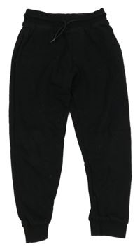 Čierne tepláky Next