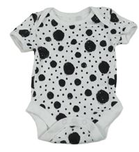 Biele bodkovaná é body George