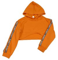 Oranžová crop mikina s nápismi a kapucňou Shein