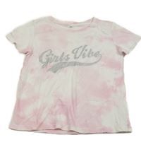 Svetloružové batikované tričko s nápisom C&A