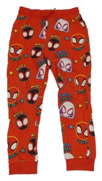 Červené tepláky se Spider-many George