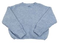 Svetlomodrý sveter Page one young