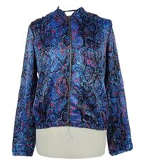 Dámska modro-ružovo-čierna vzorovaná saténová ľahká crop bunda Atmosphere