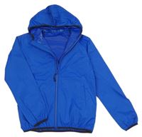 Kobaltově modrá šušťáková vetrovka s kapucňou