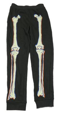 Antracitové tepláky s kostmi Tu