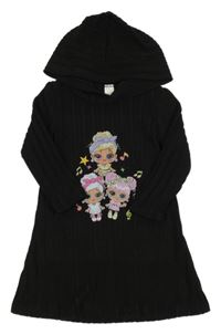 Černé úpletové žebrované šaty s dívkami a kapucí 