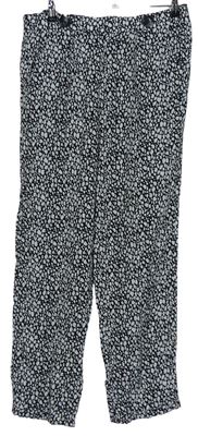 Dámske čierno-biele vzorované voľné é nohavice Qed London