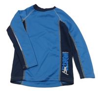 Modro-tmavomodré sportovní triko s nápisem 