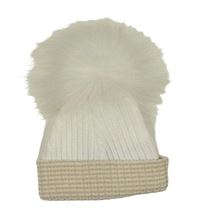Smetanová žebrovaná pletená čepice s bambulí