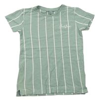 Zeleno-biele pruhované tričko s nápisom Next