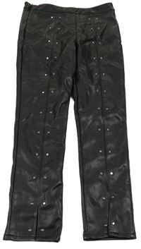 Černé koženkové kalhoty s plíšky River Island