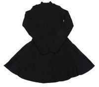 Červené rebrované pletené šaty s rolákom