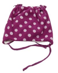 Tmavoružová bodkovaná á fleecová čapica