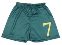 Tmavozelené športové kraťasy s číslom