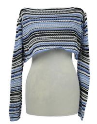 Dámsky modro-čierno-biely pruhovaný háčkovaný crop sveter