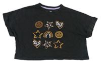 Čiernošedé oversize crop tričko so smajlíkmi a srdiečkami a hviezdičkami M&Co