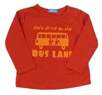 Červené tričko s autobusom a nápismi HEMA