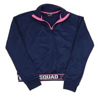 Tmavomodrá športová crop mikina s nápisom Ergeenomixx