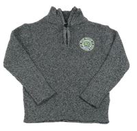 Sivý melírovaný sveter s výšivkou