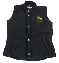 Čierna šušťáková prešívaná zateplená jezdecká vesta s koníky Horka