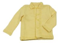 Žltý prepínaci sveter s golierikom