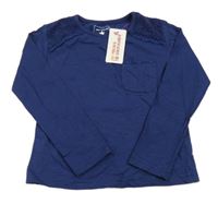 Nové - tmavomodré melírované tričko s čipkou a vreckom YD