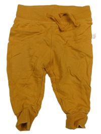 Okrové tepláky Liegelind