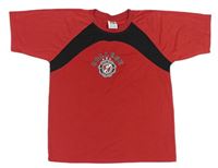 Červeno-čierne tričko s potlačou