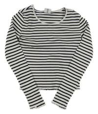 Bielo-čierne rebrované pruhované crop tričko Page one young