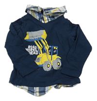 Tmavomodré triko s bagrem a všitou kostkovanou košilí C&A