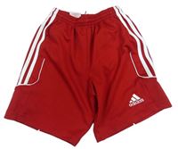 Červené sportovní kraťasy s pruhy a logem Adidas