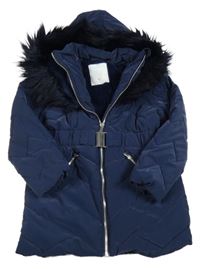 Tmavomodrá šusťáková zimní bunda s páskem a kapucí s kožešinou Matalan