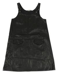 Černé laclové koženkové šaty s kapsami George