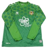 Zelené vzorované sportovní triko s potiskem Hummel