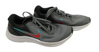 Šedo-černé botasky Nike vel. 36