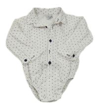 Bílé vzorované košilové body