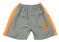 Šedo-neonově oranžové sportovní kraťasy s nápisem 