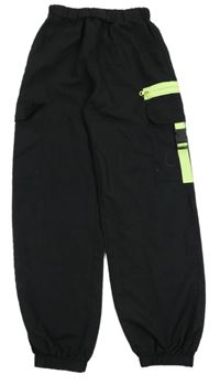 Čierne šušťákové cuff nohavice s vreckom Shein