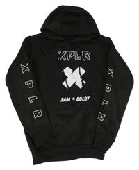 Čierna tepláková mikina s nápismi a vreckom a kapucňou