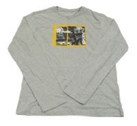 Svetlosivé tričko s potlačou a nápisom