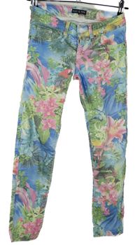 Dámske farebné kvetované skinny členkové é nohavice Amy & Ivy