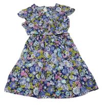 Tmavomodré květované šaty s páskem